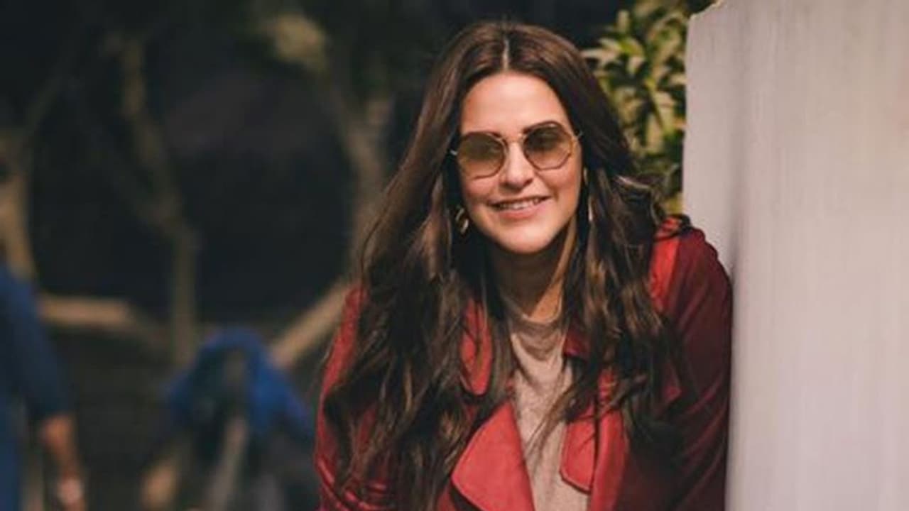 'একটা মেয়েকে চড় মারার অধিকার কেউ দেয়নি' মন্তব্য করে কেন বিপাকে নেহা 'একটা মেয়েকে চড় মারার অধিকার কেউ দেয়নি' মন্তব্য করে কেন বিপাকে নেহা