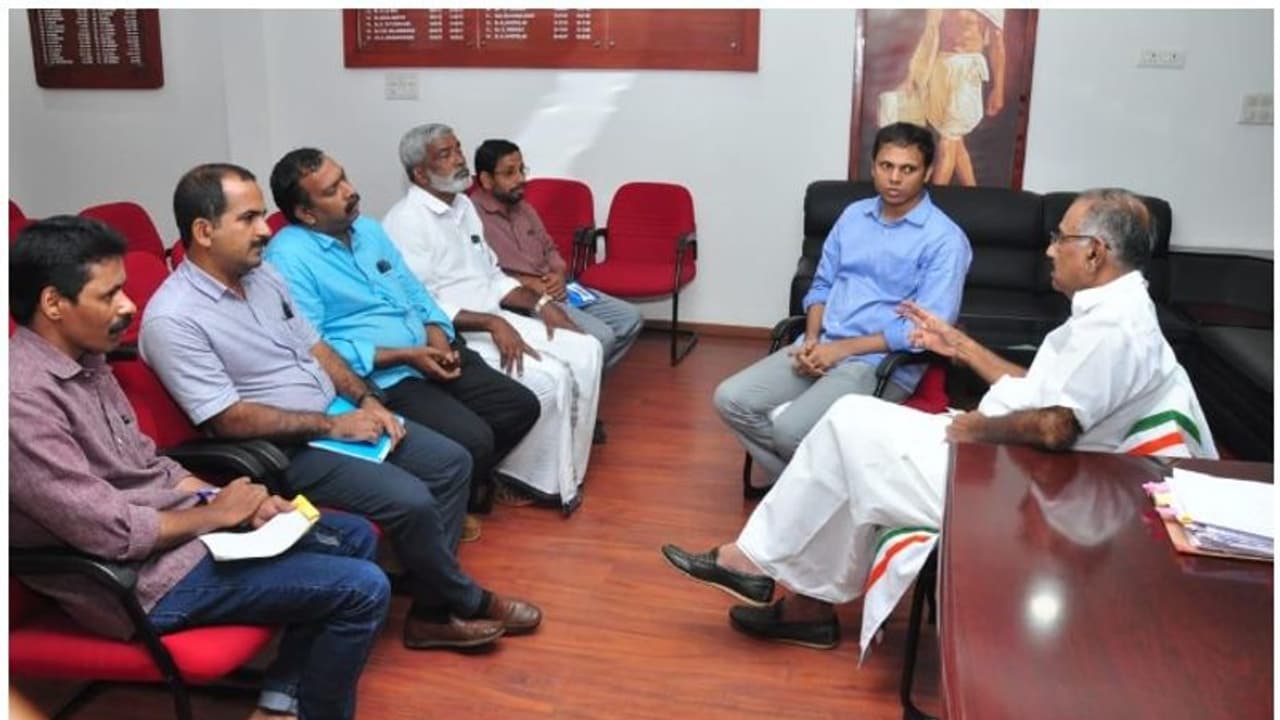 കോരപ്പുഴ നിവാസികളുടെ യാത്രാപ്രശ്‌നങ്ങള്‍ക്ക് ഉടന്‍ പരിഹാരം കാണും: എകെ ശശീന്ദ്രന്‍