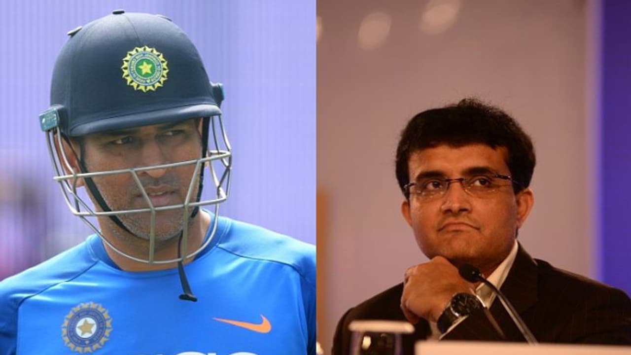 দলের ভবিষ্যৎ পরিকল্পনায় দাদা, ধোনির অবসর নিয়ে মুখ খুললেন সৌরভ দলের ভবিষ্যৎ পরিকল্পনায় দাদা, ধোনির অবসর নিয়ে মুখ খুললেন সৌরভ