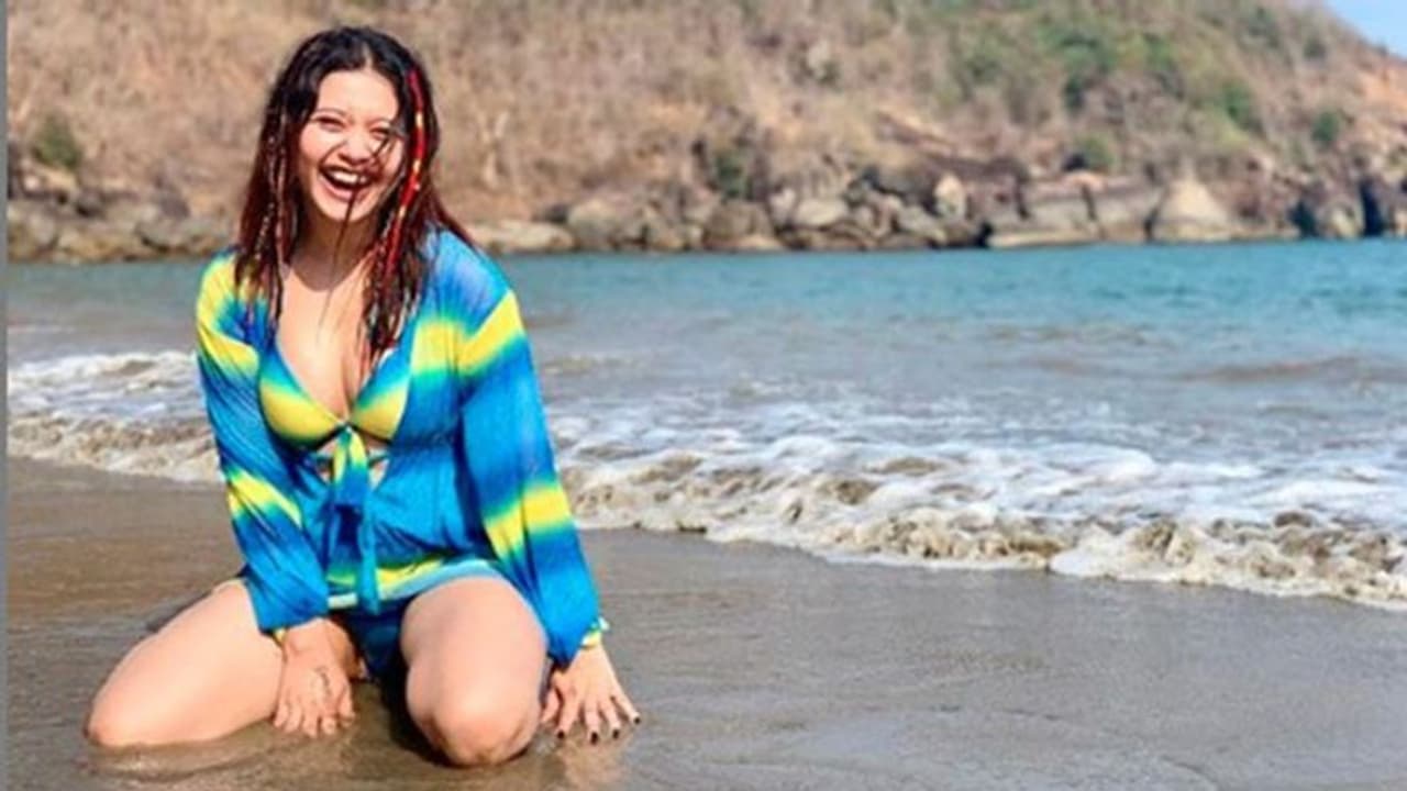 কলকাতা থেকে উদয়পুর, এনার হটনেসে চড়ল উষ্ণতার পারদ কলকাতা থেকে উদয়পুর, এনার হটনেসে চড়ল উষ্ণতার পারদ