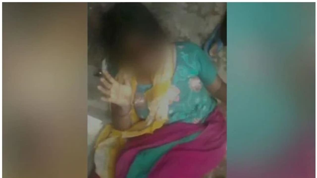 പേരക്കുട്ടിക്കൊപ്പമെത്തിയ മധ്യവയസ്കയെ കുട്ടിയെ തട്ടിക്കൊണ്ടു പോകുന്നുവെന്നാരോപിച്ച് മര്ദ്ദിച്ചു പേരക്കുട്ടിക്കൊപ്പമെത്തിയ മധ്യവയസ്കയെ കുട്ടിയെ തട്ടിക്കൊണ്ടു പോകുന്നുവെന്നാരോപിച്ച് മര്ദ്ദിച്ചു