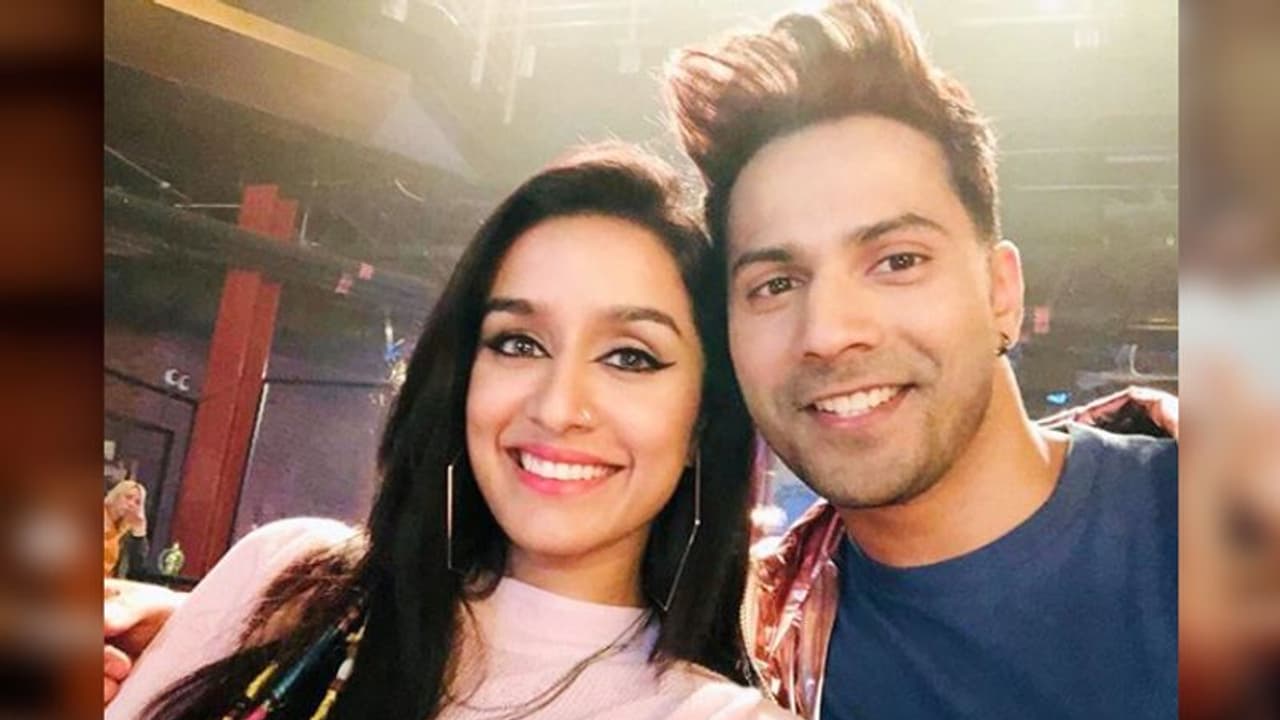 বরুণ নাতাশার পরই ফের বিয়ের সানাই বলিউডে, গাটছড়া বাঁধতে চলেছে শ্রদ্ধা কাপুর বরুণ নাতাশার পরই ফের বিয়ের সানাই বলিউডে, গাটছড়া বাঁধতে চলেছে শ্রদ্ধা কাপুর