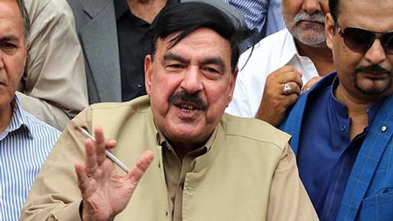 ..तो क्या अब भारत और पाकिस्तान के बीच होने वाला है युद्ध, इमरान के मंत्री बताई तारीख ..तो क्या अब भारत और पाकिस्तान के बीच होने वाला है युद्ध, इमरान के मंत्री बताई तारीख