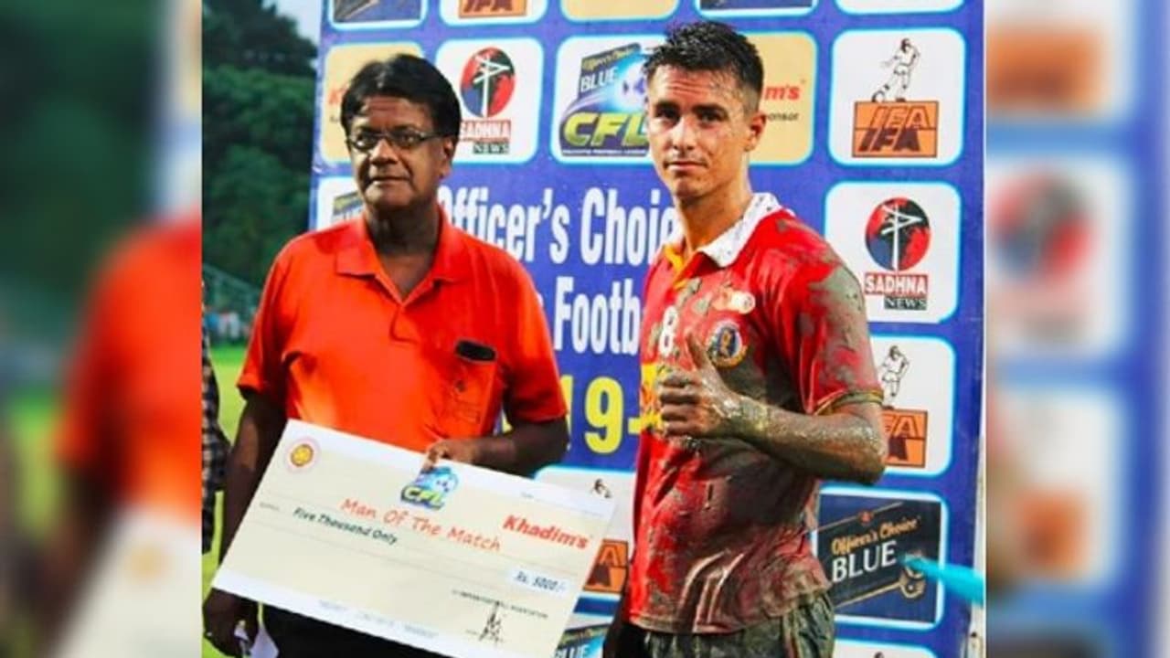 বড় ম্যাচের বাকি চারদিন, সান্টোসের জোড়া গোলে বড় জয় পেল লাল হলুদ বড় ম্যাচের বাকি চারদিন, সান্টোসের জোড়া গোলে বড় জয় পেল লাল হলুদ