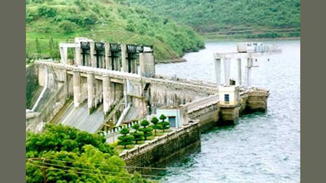 ತುಮಕೂರು : ಭದ್ರಾ ನಾಲೆಯ ಮಾರ್ಗ ಬದಲಾವಣೆ ? ತುಮಕೂರು : ಭದ್ರಾ ನಾಲೆಯ ಮಾರ್ಗ ಬದಲಾವಣೆ ?