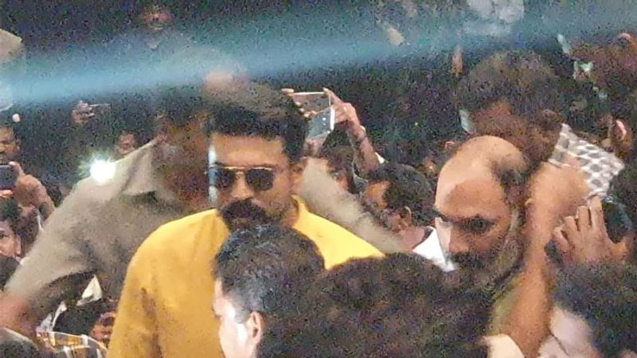 ప్రభాస్ భారీ థియేటర్.. ప్రారంభించిన రామ్ చరణ్! ప్రభాస్ భారీ థియేటర్.. ప్రారంభించిన రామ్ చరణ్!