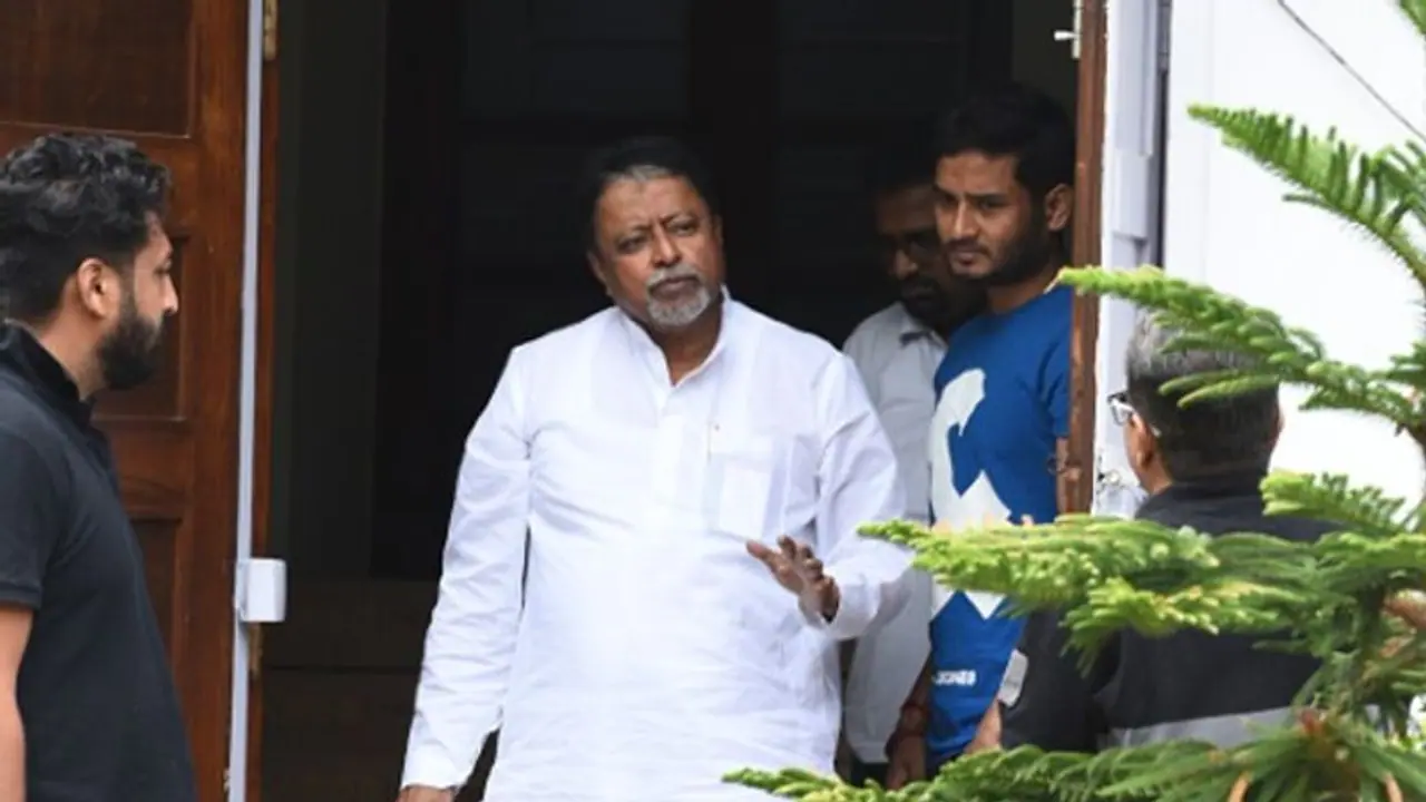 বাগড়া দিল না রাজ্য়, ৫ সেপ্টেম্বর পর্যন্ত স্বস্তিতে মুকুল বাগড়া দিল না রাজ্য়, ৫ সেপ্টেম্বর পর্যন্ত স্বস্তিতে মুকুল