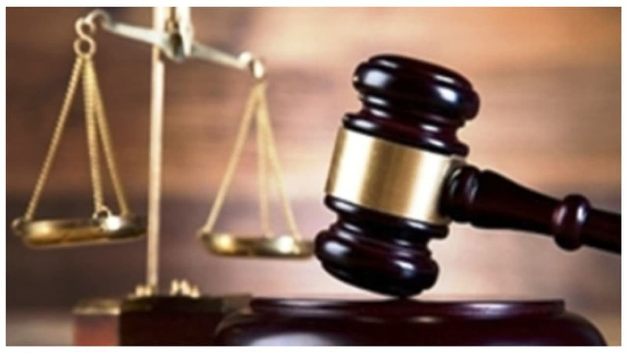 ബിജെപി പ്രവർത്തകൻ പ്രേമൻ വധക്കേസ്: എല്ലാ പ്രതികളേയും വെറുതെവിട്ടു ബിജെപി പ്രവർത്തകൻ പ്രേമൻ വധക്കേസ്: എല്ലാ പ്രതികളേയും വെറുതെവിട്ടു