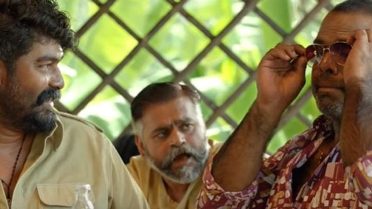 ഷാപ്പ് പാട്ടുമായി ജോജുവും ചെമ്പനും; പൊറിഞ്ചു മറിയം ജോസിലെ പുതിയ പാട്ടെത്തി ഷാപ്പ് പാട്ടുമായി ജോജുവും ചെമ്പനും; പൊറിഞ്ചു മറിയം ജോസിലെ പുതിയ പാട്ടെത്തി