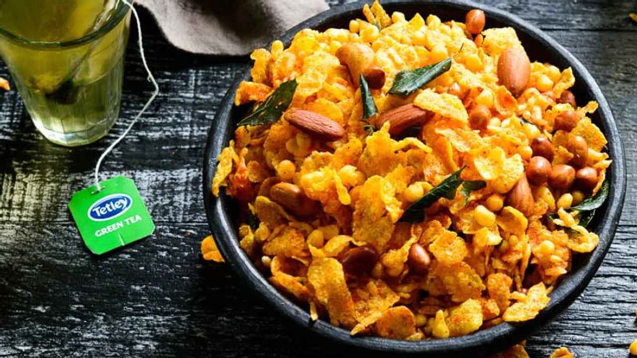 കിടിലൻ കോൺഫ്ളക്സ് മിക്സ്ച്ചർ തയ്യാറാക്കാം കിടിലൻ കോൺഫ്ളക്സ് മിക്സ്ച്ചർ തയ്യാറാക്കാം