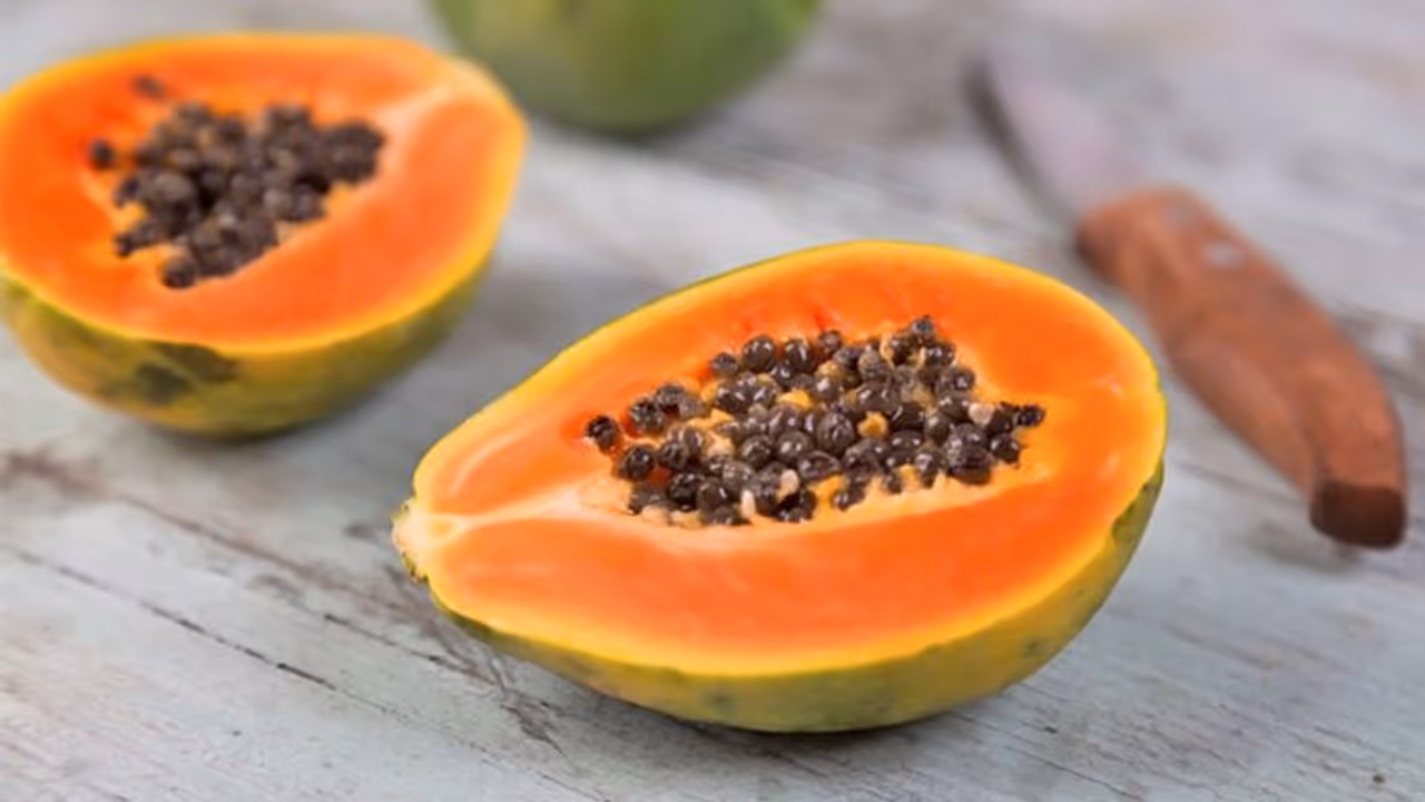 15 दिन लगातार खाएं पपीता , इन 3 बीमारियों से होगा बचाव