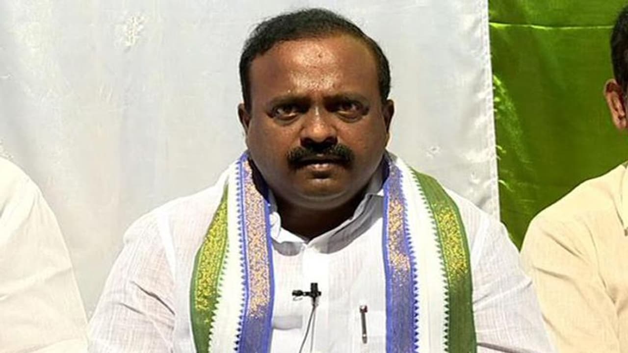 హెడ్ క్వార్టర్ తెలంగాణలో ఏర్పాటు చేయండి : కేంద్రానికి వైసీపీ ఎంపీ లేఖ హెడ్ క్వార్టర్ తెలంగాణలో ఏర్పాటు చేయండి : కేంద్రానికి వైసీపీ ఎంపీ లేఖ