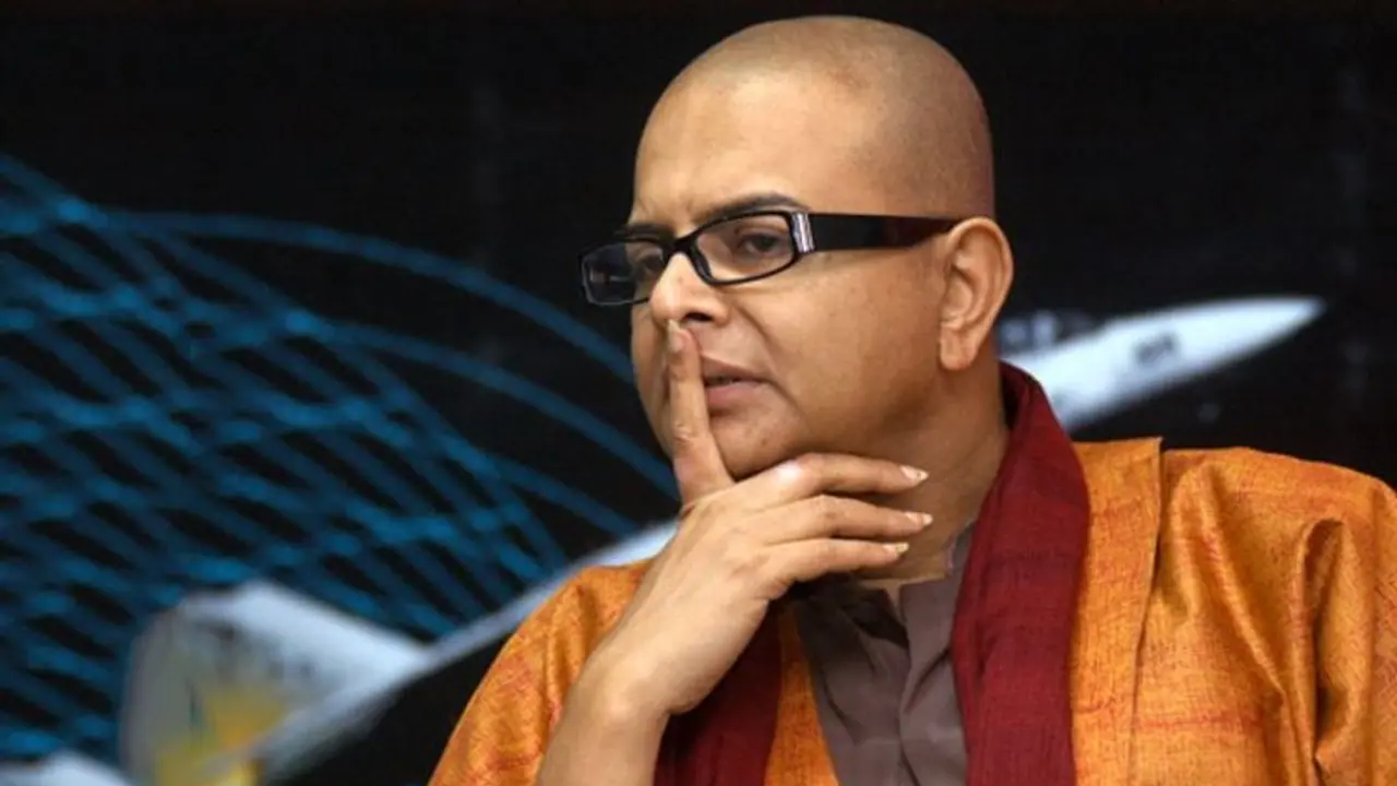 ঋতু স্মরণে 'সিজনস গ্রিটিংস' ছবির প্রথম ঝলক, প্রকাশ্যে আনলেন অমিতাভ বচ্চন ঋতু স্মরণে 'সিজনস গ্রিটিংস' ছবির প্রথম ঝলক, প্রকাশ্যে আনলেন অমিতাভ বচ্চন