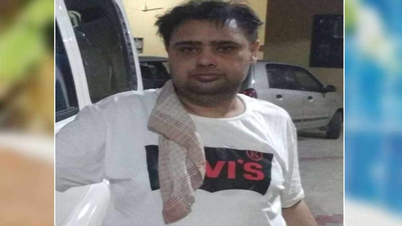 14 साल बाद फिर से जिंदा दिखा यह शख्स, कहीं ये भूत तो नहीं 14 साल बाद फिर से जिंदा दिखा यह शख्स, कहीं ये भूत तो नहीं