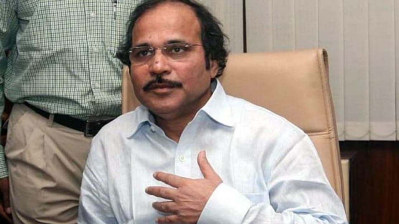 भाजपा सांसद की मांग दिल्ली में भी लागू हो एनआरसी; अधीर रंजन ने कहा मेरे पापा बांग्लादेशी, मुझे भी बाहर करो भाजपा सांसद की मांग दिल्ली में भी लागू हो एनआरसी; अधीर रंजन ने कहा मेरे पापा बांग्लादेशी, मुझे भी बाहर करो