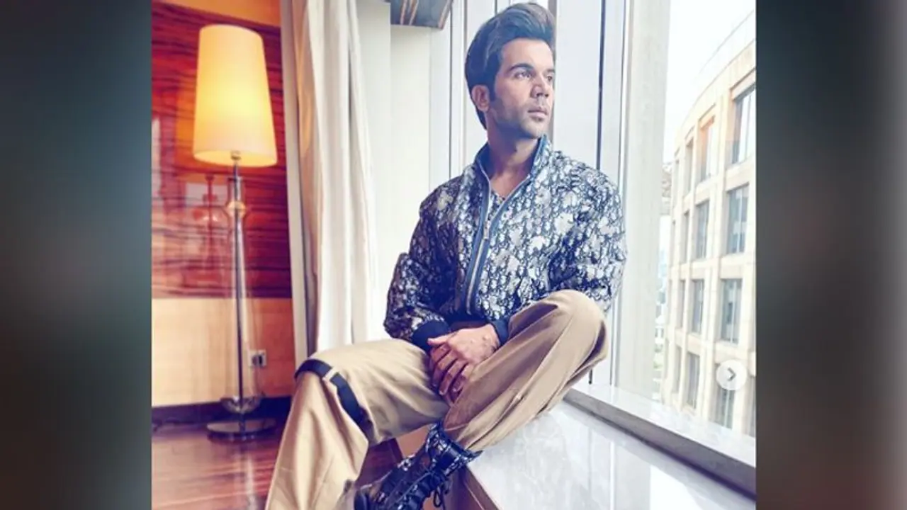 রাজকুমার রাও এর কন্ডোম চোষেরা দৃশ্য ফাঁস, ঠিক কী ঘটেছিল, ভাইরাল ছবি ঘিরে জল্পনা