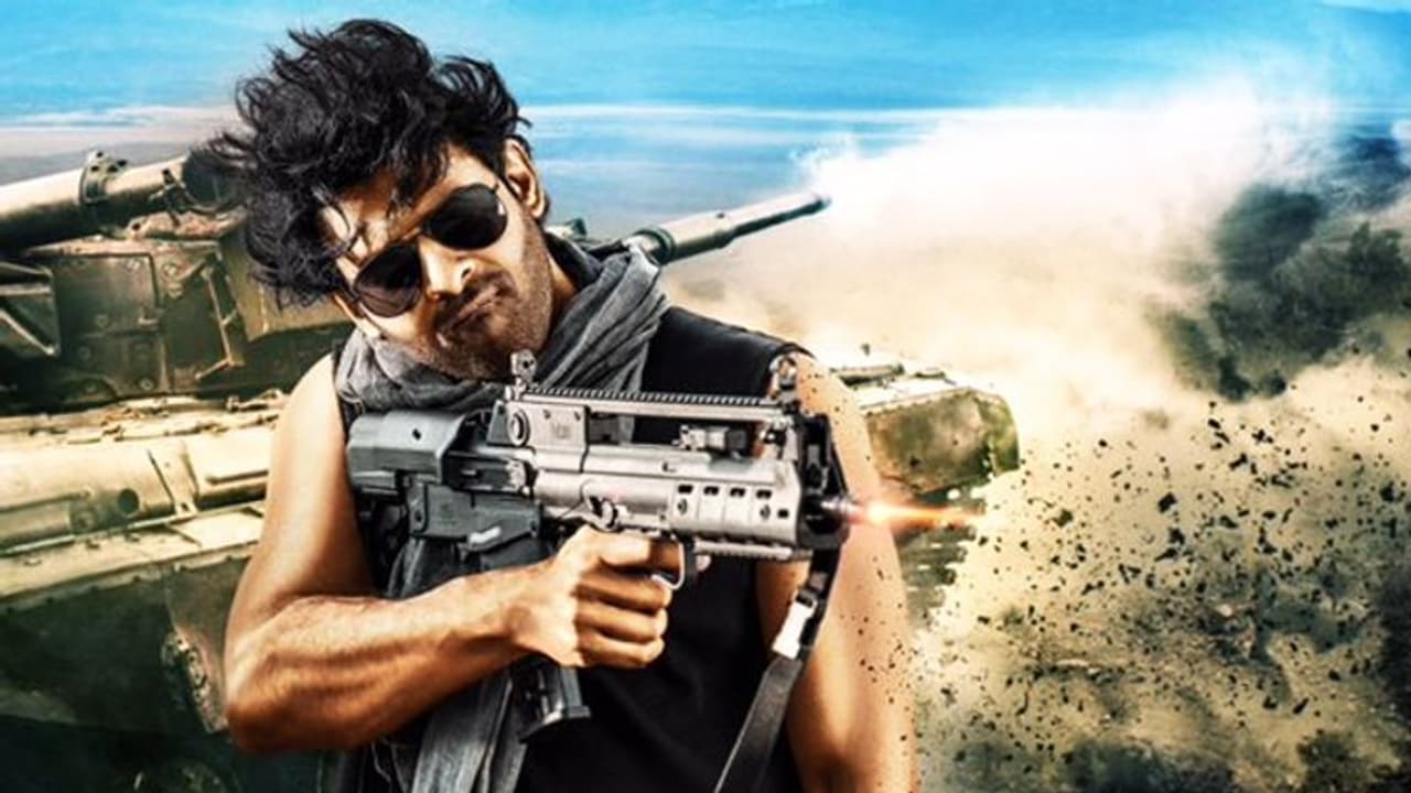 తెలుగు మీడియా దెబ్బేసిందని ప్రభాస్..? తెలుగు మీడియా దెబ్బేసిందని ప్రభాస్..?