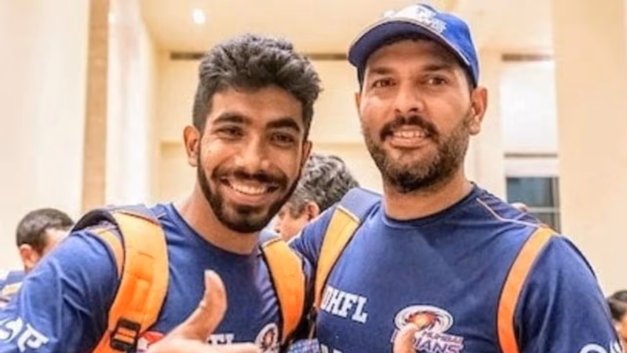 बुमराह की स्विंग देखकर युवराज को याद आई 6 साल पुरानी बात, जब उन्होंने खुद की थी एक भविष्यवाणी, जो हो सकती है सच बुमराह की स्विंग देखकर युवराज को याद आई 6 साल पुरानी बात, जब उन्होंने खुद की थी एक भविष्यवाणी, जो हो सकती है सच