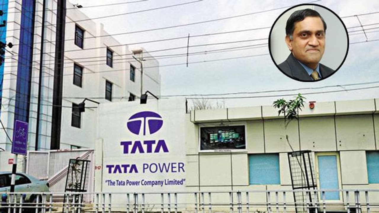 2020కల్లా దేశవ్యాప్తంగా 500 విద్యుత్ చార్జింగ్ స్టేషన్లు: టాటా పవర్ 2020కల్లా దేశవ్యాప్తంగా 500 విద్యుత్ చార్జింగ్ స్టేషన్లు: టాటా పవర్