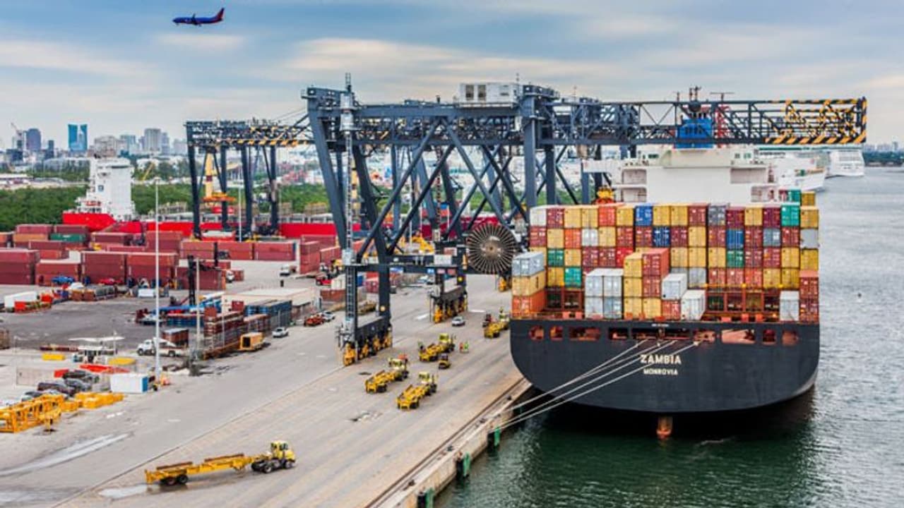 சென்னை துறைமுகத்தில் ரூ.45 கோடி மோசடி... 11 பேரை கைது செய்தது அமலாக்கத்துறை!!