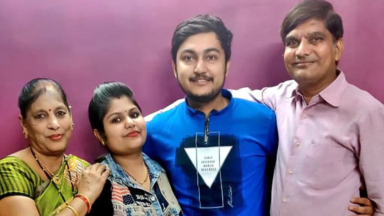 भोपाल से ये स्टूडेंट इतने मार्क्स के साथ बना CA ऑल इंडिया टॉपर भोपाल से ये स्टूडेंट इतने मार्क्स के साथ बना CA ऑल इंडिया टॉपर