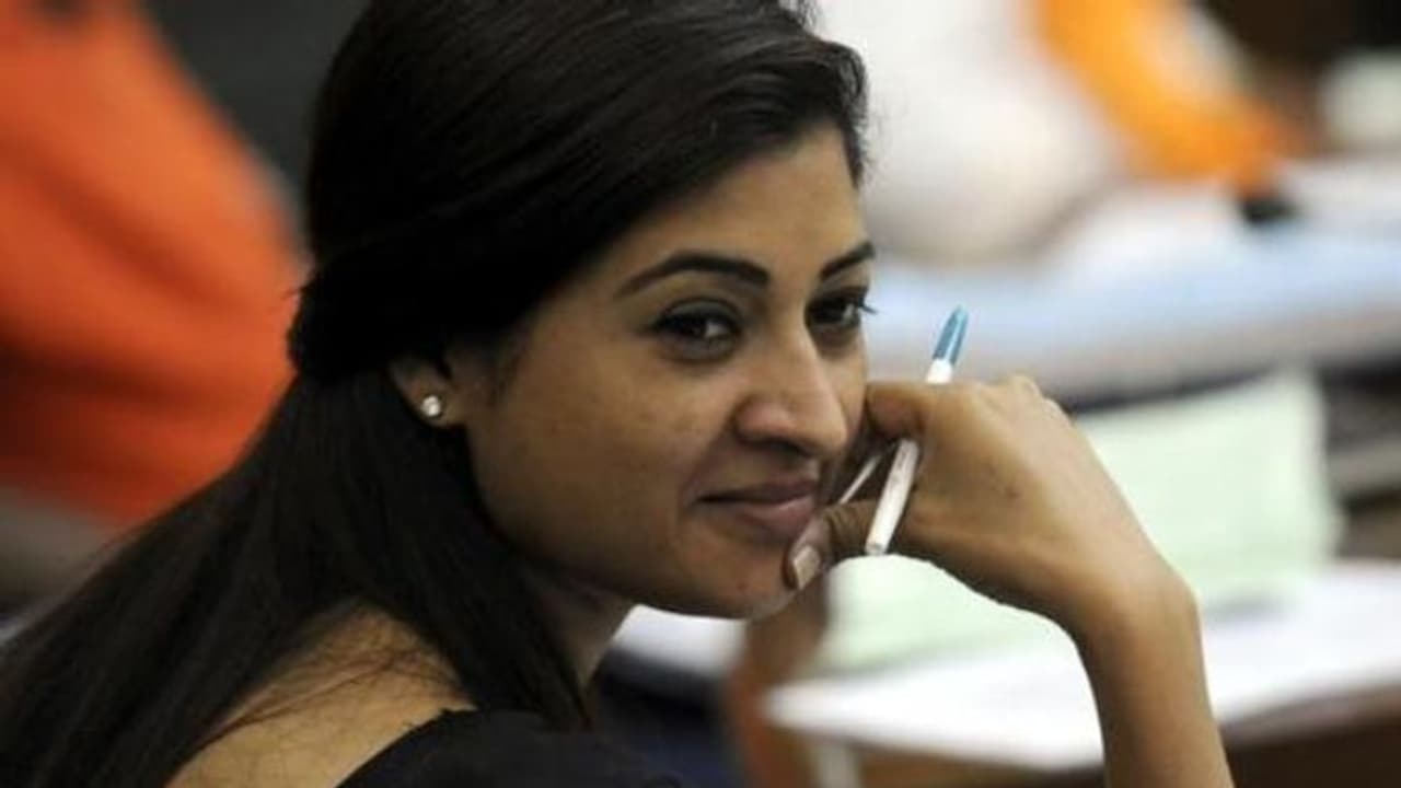 AAP MLA Alka Lamba meets Sonia Gandhi, likely to join Congress; setback for Delhi govt