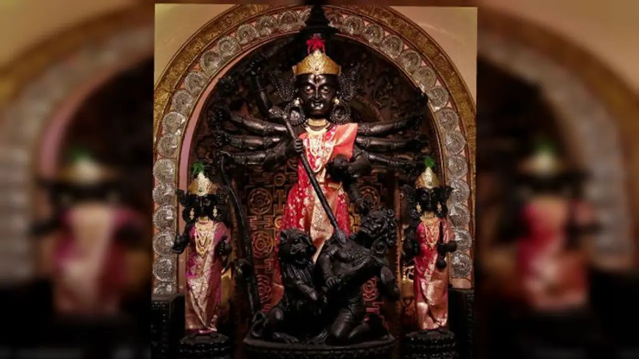 এবছর 'কলিকাতা'য় মগ্ন চেতলা অগ্রণী, জেনে নিন কেমন হবে তাদের পুজোর থিম এবছর 'কলিকাতা'য় মগ্ন চেতলা অগ্রণী, জেনে নিন কেমন হবে তাদের পুজোর থিম