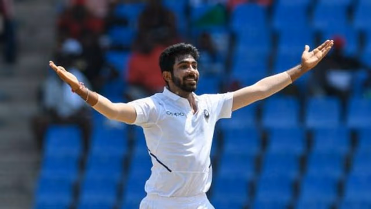 ICC टेस्ट रैंकिंग: सिर्फ 12 मैच खेलने वाले बुमराह करियर की सर्वश्रेष्ठ रैंकिंग पर पहुंचे ICC टेस्ट रैंकिंग: सिर्फ 12 मैच खेलने वाले बुमराह करियर की सर्वश्रेष्ठ रैंकिंग पर पहुंचे