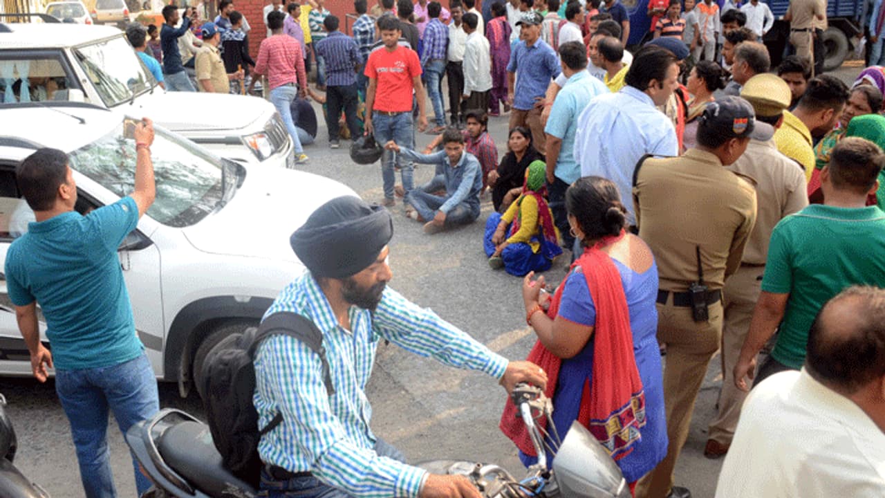 शादी के 59 दिन बाद दुल्हन को हुआ पछतावा, पिता से बोली मैंने गलत फैसला किया था शादी के 59 दिन बाद दुल्हन को हुआ पछतावा, पिता से बोली मैंने गलत फैसला किया था