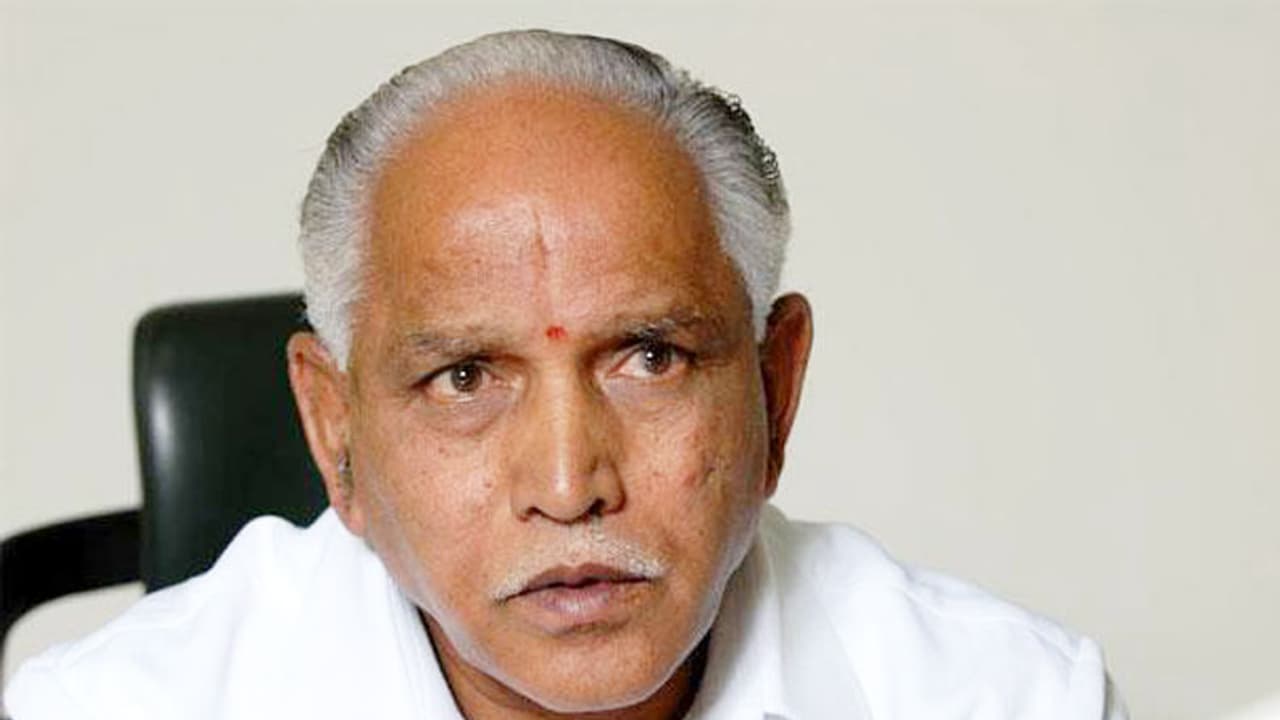 கர்நாடகத்தை கதி கலங்க வைக்கும் கொரோனா.. மாநில மக்களை எச்சரிக்கும் முதல்வர் எடியூரப்பா.. கர்நாடகத்தை கதி கலங்க வைக்கும் கொரோனா.. மாநில மக்களை எச்சரிக்கும் முதல்வர் எடியூரப்பா..