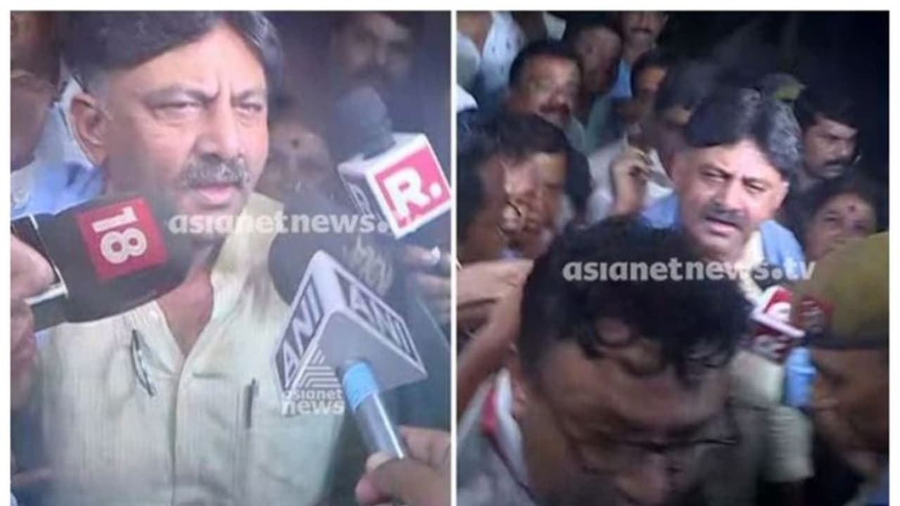 ഡികെ ശിവകുമാറിനെ സിസിയുവിലേക്ക് മാറ്റി; കോടതിയിൽ ഹാജരാക്കില്ല, ജഡ്ജി ആശുപത്രിയിലേക്ക്? ഡികെ ശിവകുമാറിനെ സിസിയുവിലേക്ക് മാറ്റി; കോടതിയിൽ ഹാജരാക്കില്ല, ജഡ്ജി ആശുപത്രിയിലേക്ക്?