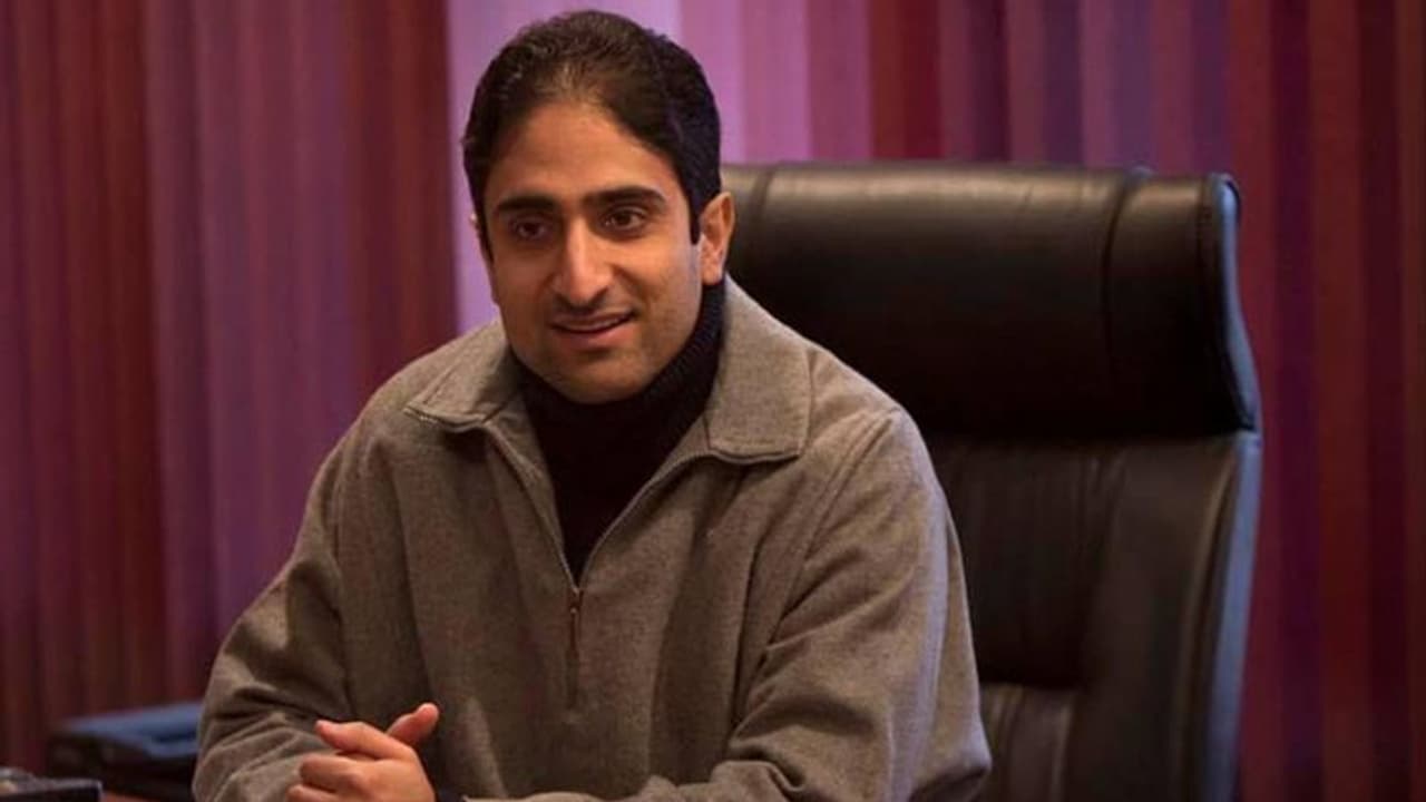 കശ്മീരിലെ സാഹചര്യം അസാധാരണമെന്ന് ശ്രീനഗര് മേയര്, പിന്നാലെ വീട്ടുതടങ്കലില് കശ്മീരിലെ സാഹചര്യം അസാധാരണമെന്ന് ശ്രീനഗര് മേയര്, പിന്നാലെ വീട്ടുതടങ്കലില്