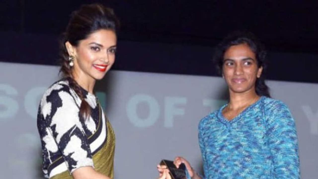 పివి సింధు బయోపిక్.. స్టార్ హీరోయిన్ ఓకే చెబుతుందా..? పివి సింధు బయోపిక్.. స్టార్ హీరోయిన్ ఓకే చెబుతుందా..?