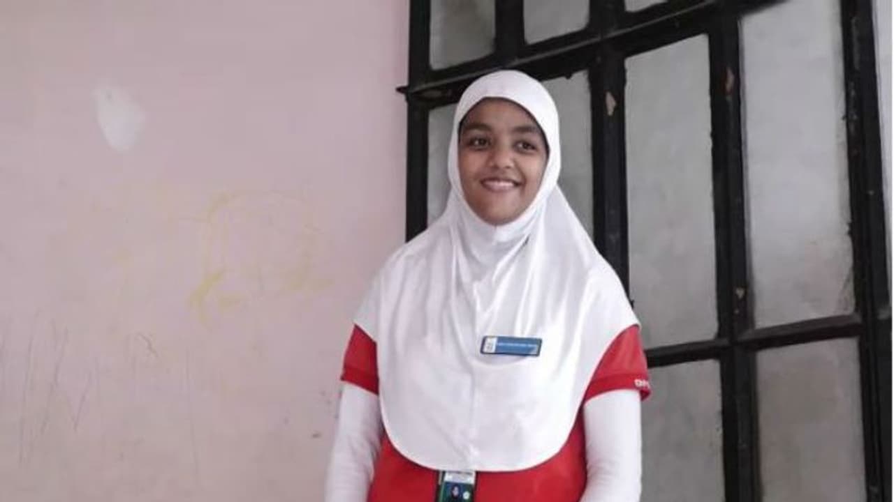 চাঁদের মাটি ছোঁবে চন্দ্রযান, প্রধানমন্ত্রীর সঙ্গে বসে দেখবে বর্ধমানের ইউসারা চাঁদের মাটি ছোঁবে চন্দ্রযান, প্রধানমন্ত্রীর সঙ্গে বসে দেখবে বর্ধমানের ইউসারা