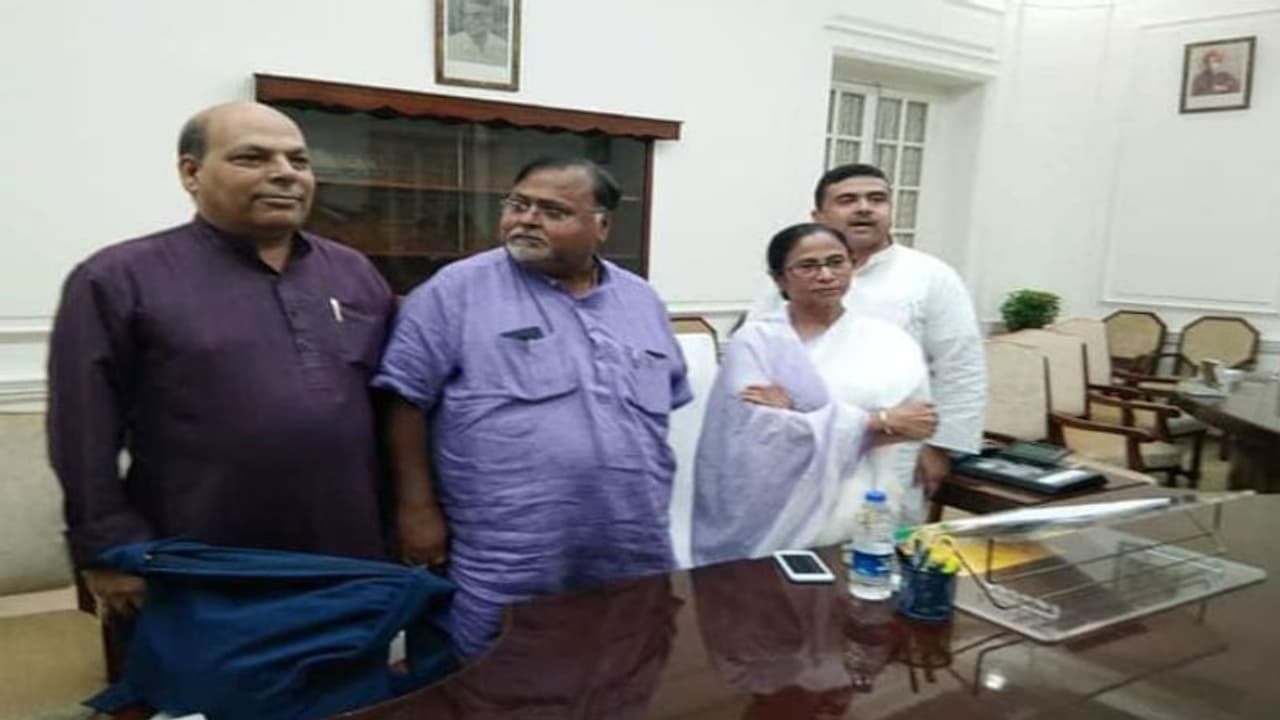 তৃণমূলের প্রবল সমালোচক ছিলেন, মমতার হাত ধরে সেই ওমপ্রকাশই তৃণমূলে তৃণমূলের প্রবল সমালোচক ছিলেন, মমতার হাত ধরে সেই ওমপ্রকাশই তৃণমূলে