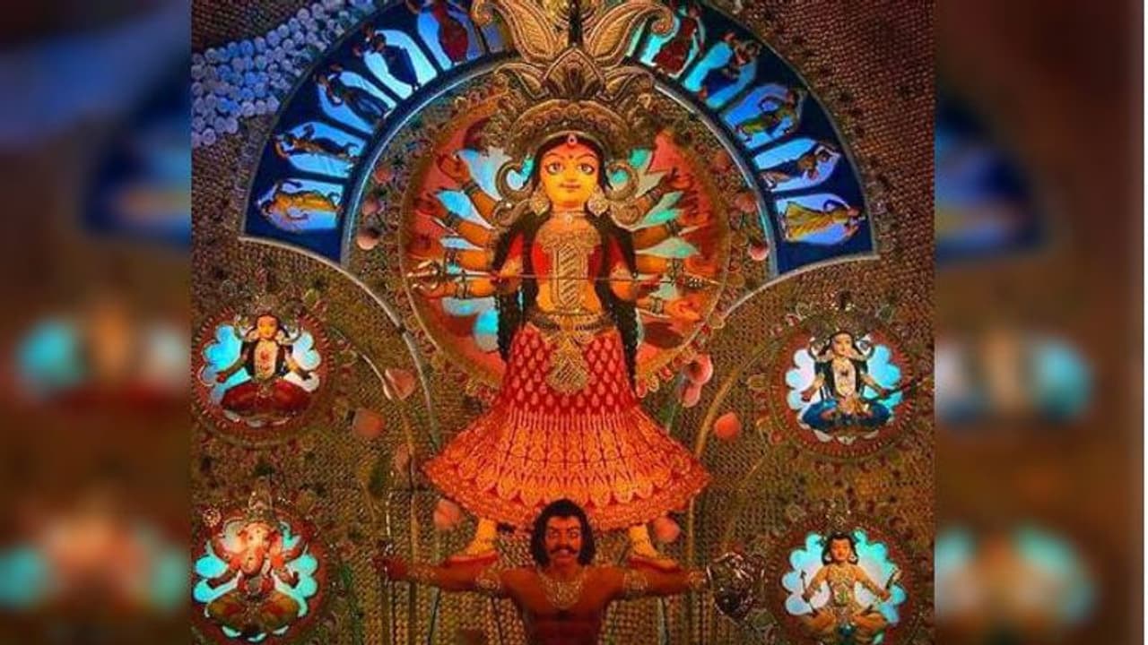 ব্রাত্যজনের আপ্তকথা , দমদম তরুণ দলে এবার 'বৃহন্নলা' ব্রাত্যজনের আপ্তকথা , দমদম তরুণ দলে এবার 'বৃহন্নলা'