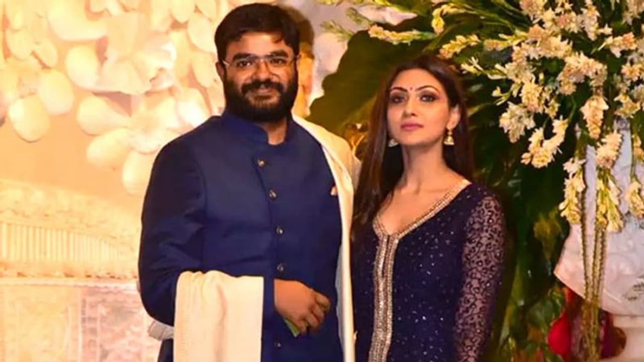 లవర్ తో పెళ్లి క్యాన్సిల్.. హీరోయిన్ తో కొత్త ఎఫైర్!