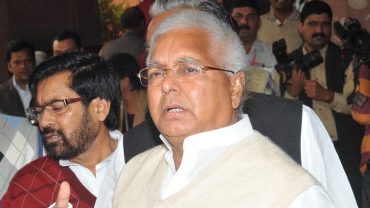 Fodder scam : കാലിത്തീറ്റ കുംഭകോണം, അ‌ഞ്ചാം കേസിൽ ലാലുവിന് 5 വർഷം തടവും 60 ലക്ഷം പിഴയും ശിക്ഷ