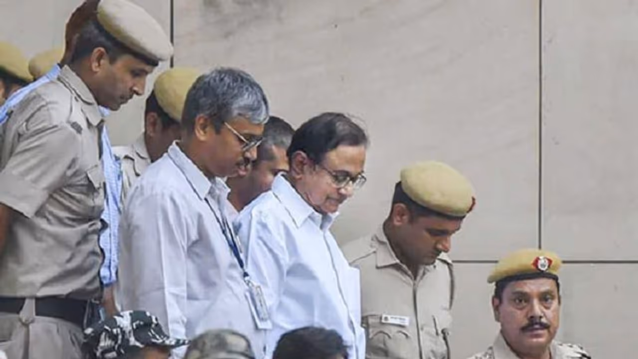 ப.சிதம்பரம் ஜாமீன் வழக்கு... அமலாக்கத்துறைக்கு முக்கிய உத்தரவு பிறப்பித்த உச்சநீதிமன்றம்..!