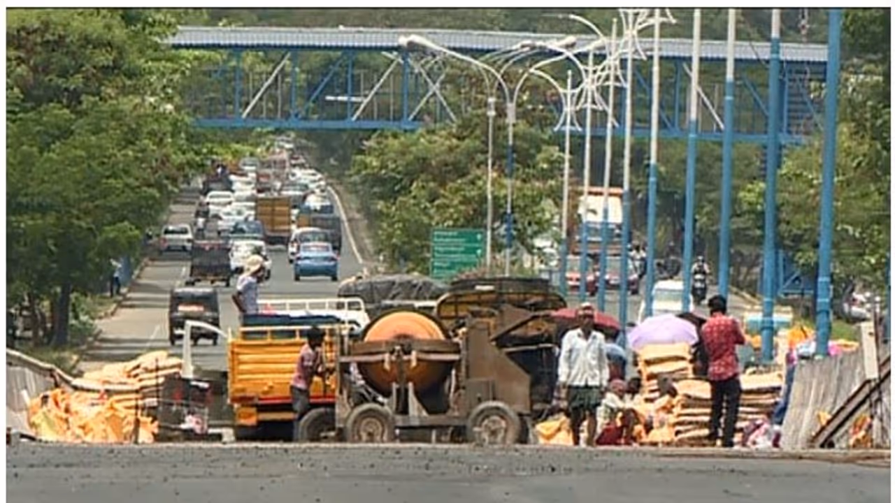 നിലപാട് തിരുത്തി കെഎസ്ടിപി; പാലാരിവട്ടം പാലം അഴിമതി കേസില്പെട്ട കമ്പനിക്ക് കരാര് നൽകില്ല നിലപാട് തിരുത്തി കെഎസ്ടിപി; പാലാരിവട്ടം പാലം അഴിമതി കേസില്പെട്ട കമ്പനിക്ക് കരാര് നൽകില്ല