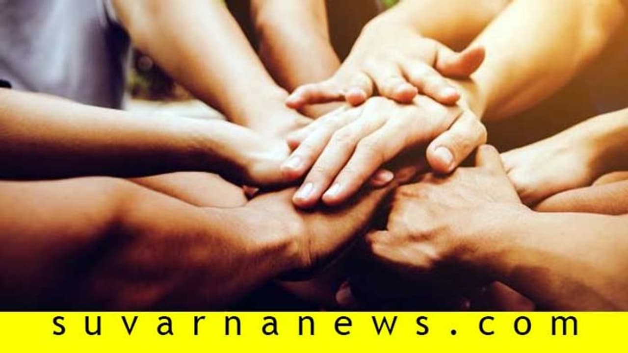 ಆಪತ್ತಿಗಾಗೋನೇ ನೆಂಟ, ಯಾವಾಗ್ಲೂ ಫ್ರೆಂಡ್ ಆಗ್ತಾನೆ ನಮ್ಮ ಬಂಟ ಆಪತ್ತಿಗಾಗೋನೇ ನೆಂಟ, ಯಾವಾಗ್ಲೂ ಫ್ರೆಂಡ್ ಆಗ್ತಾನೆ ನಮ್ಮ ಬಂಟ