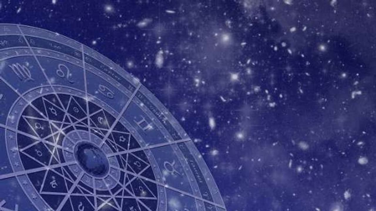 इन 12 तरीकों से चमकती है किस्मत, हो जाएंगे मालामाल