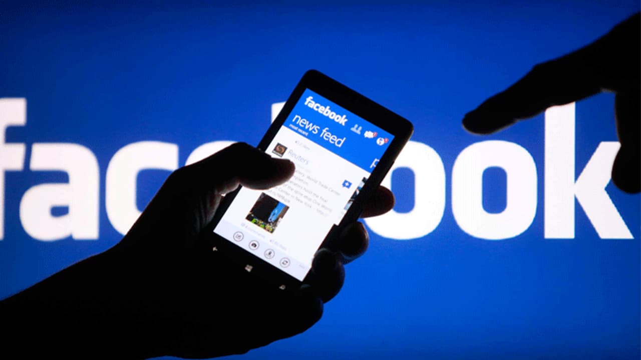 ഫേസ്ബുക്കിൽ വർഗ്ഗീയ പോസ്റ്റ്: കൊച്ചിയിൽ രണ്ട് പേർക്കെതിരെ കേസെടുത്തു ഫേസ്ബുക്കിൽ വർഗ്ഗീയ പോസ്റ്റ്: കൊച്ചിയിൽ രണ്ട് പേർക്കെതിരെ കേസെടുത്തു