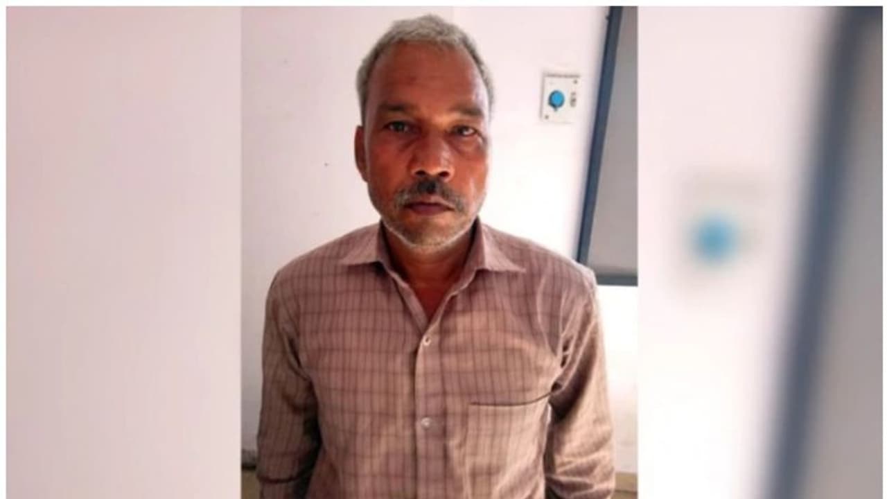 സ്വത്ത് തര്ക്കം; മകന്, പേരക്കുട്ടിയുടെ സഹായത്തില് അമ്മയെ കൊലപ്പെടുത്തി സ്വത്ത് തര്ക്കം; മകന്, പേരക്കുട്ടിയുടെ സഹായത്തില് അമ്മയെ കൊലപ്പെടുത്തി