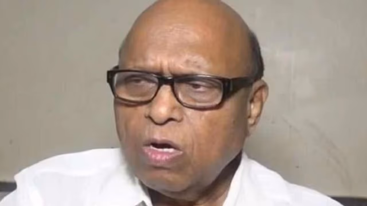 కరోనాతో కాంగ్రెస్ నేత ఏక్నాథ్ గైక్వాడ్ మృతి కరోనాతో కాంగ్రెస్ నేత ఏక్నాథ్ గైక్వాడ్ మృతి