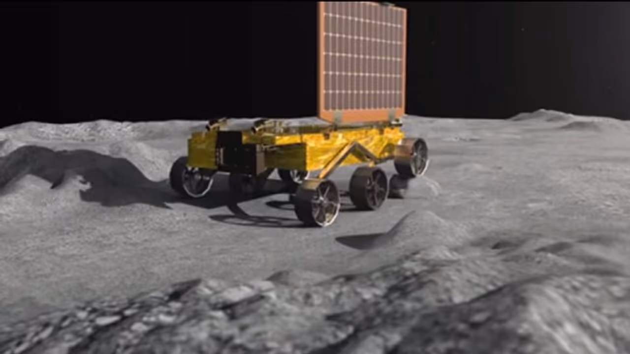 चंद्रयान 2: विक्रम की लैंडिंग के दो घंटे पहले इसरो ने जारी प्रज्ञान का ये वीडियो चंद्रयान 2: विक्रम की लैंडिंग के दो घंटे पहले इसरो ने जारी प्रज्ञान का ये वीडियो