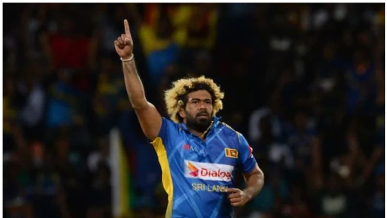 ಮಾಲಿಂಗಾ ಮ್ಯಾಜಿಕ್, ದಾಖಲೆ ಮೇಲೆ ದಾಖಲೆ.. 4ಕ್ಕೇ ನಾಲ್ಕು! ವಿಡಿಯೋ ಮಾಲಿಂಗಾ ಮ್ಯಾಜಿಕ್, ದಾಖಲೆ ಮೇಲೆ ದಾಖಲೆ.. 4ಕ್ಕೇ ನಾಲ್ಕು! ವಿಡಿಯೋ