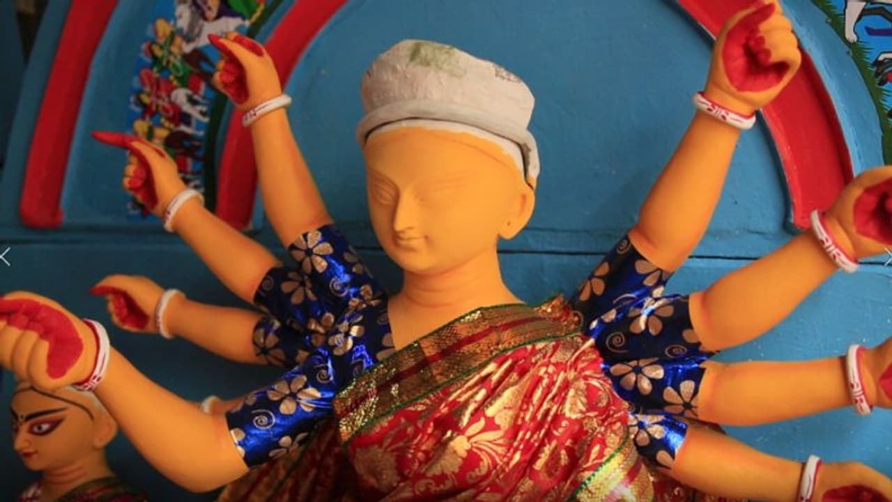 বেলেঘাটা সন্ধানী তে বৈদিক সভ্যতা এবং আধুনিক সভ্যতার ছায়া দেখা যাবে একই সঙ্গে বেলেঘাটা সন্ধানী তে বৈদিক সভ্যতা এবং আধুনিক সভ্যতার ছায়া দেখা যাবে একই সঙ্গে