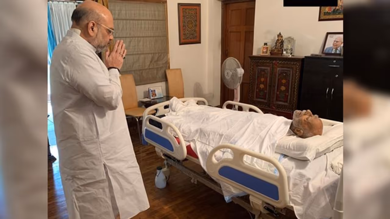 राम जेठमलानी के निधन पर मोदी, शाह ने जताया दुख, मोदी ने कहा हर विषय पर मजबूती से रखते थे अपनी बात राम जेठमलानी के निधन पर मोदी, शाह ने जताया दुख, मोदी ने कहा हर विषय पर मजबूती से रखते थे अपनी बात