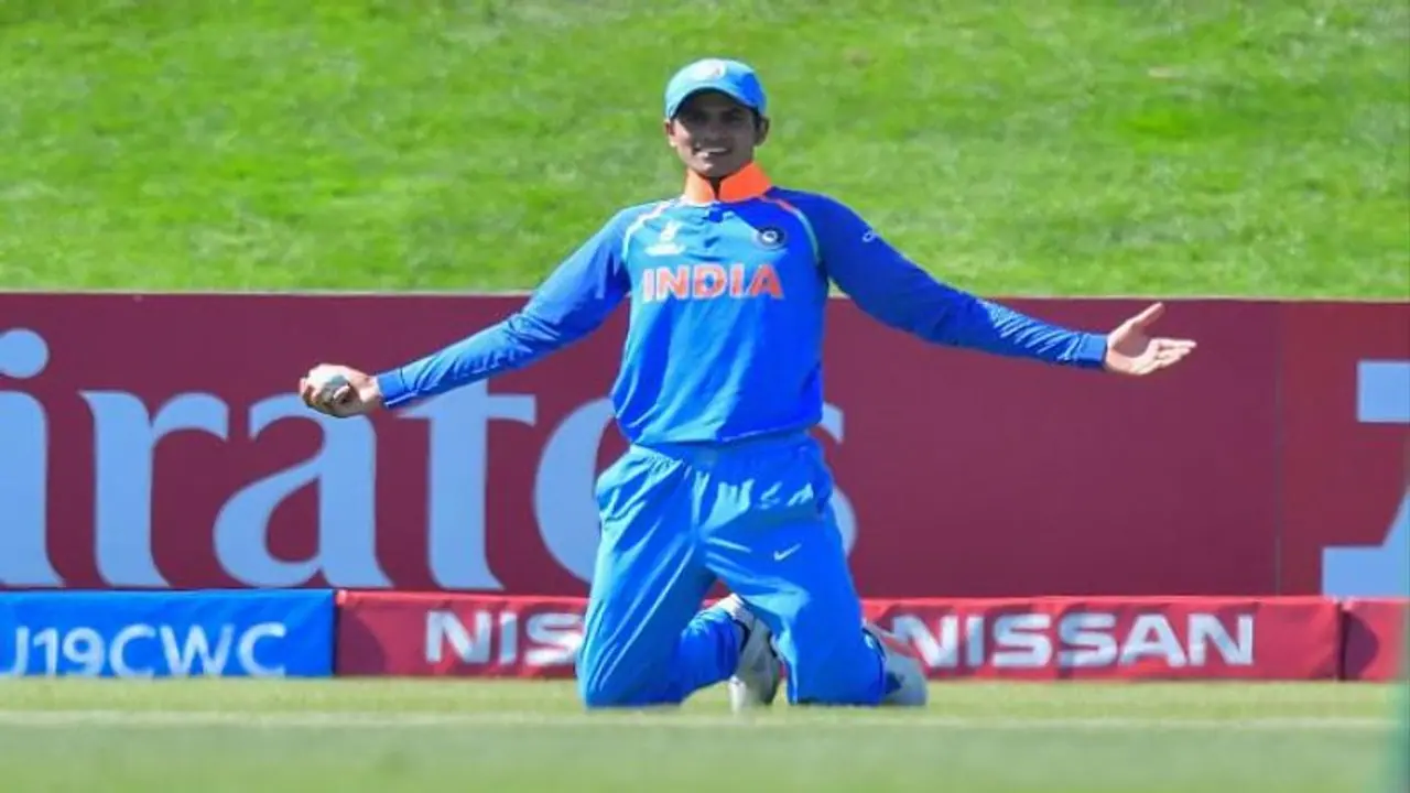 IPL 2022, GT vs LSG: Shubman Gill takes a screamer to dismiss Evin Lewis; fans in awe IPL 2022, GT vs LSG: Shubman Gill takes a screamer to dismiss Evin Lewis; fans in awe